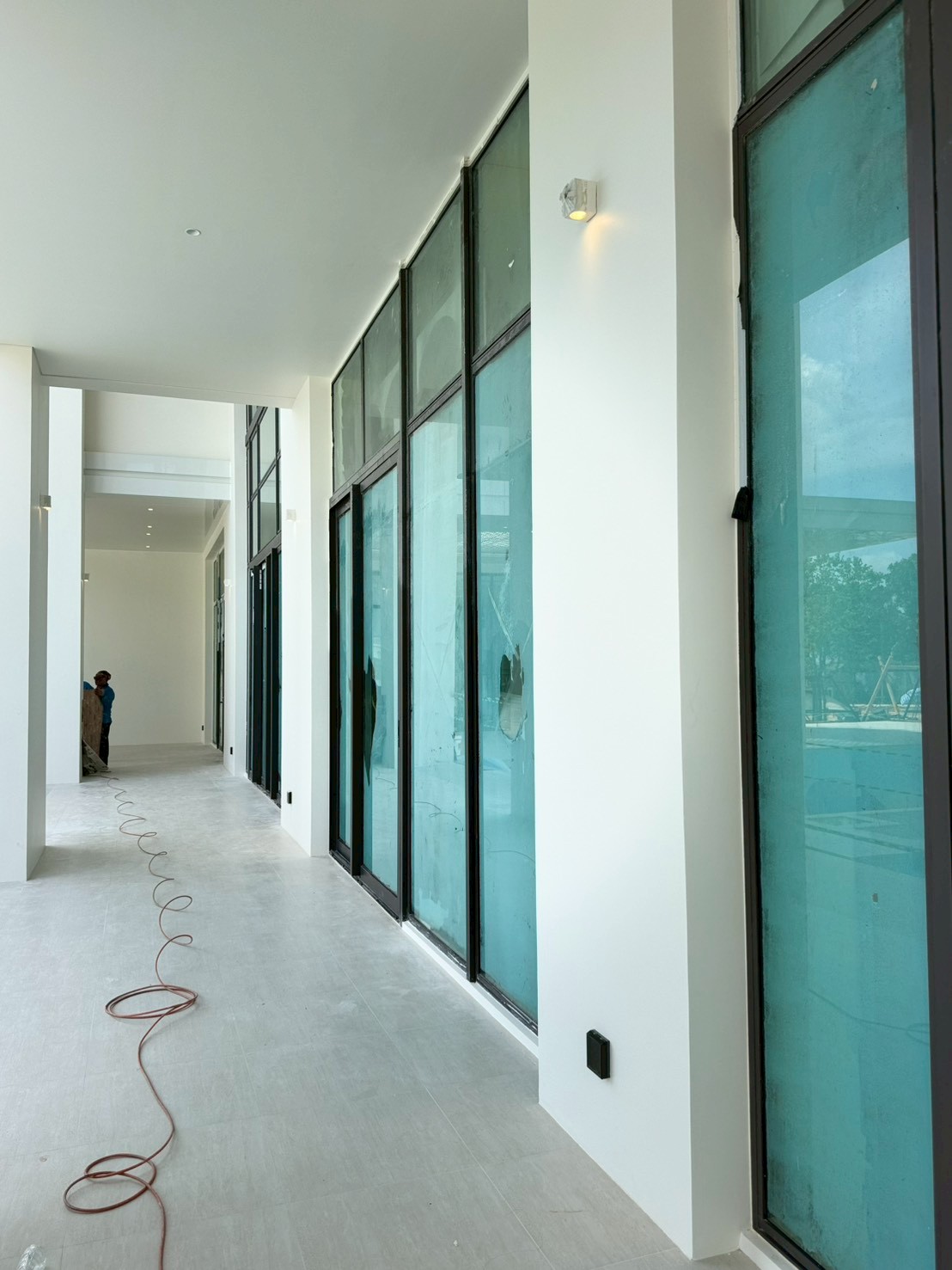 215FA60A-83DD-4D98-9D26-4541984AD1E3_0