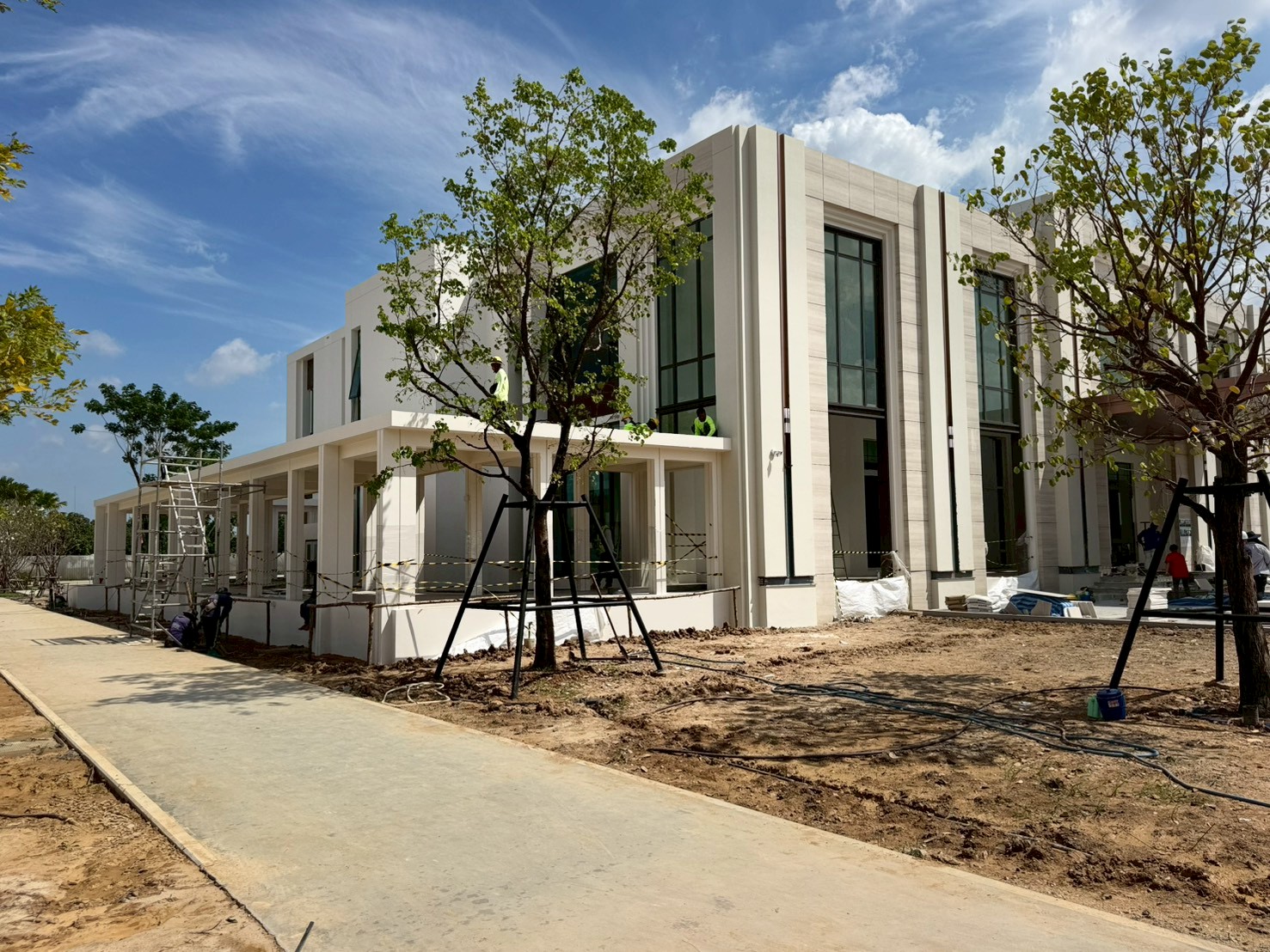 62CDBA9F-11E3-44B1-9A65-33C4A2BACAA8_0