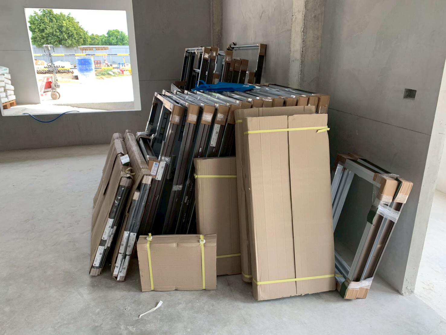 LINE_ALBUM_14.11.25 งานวัสดุ YKK AP House_3_251114_12