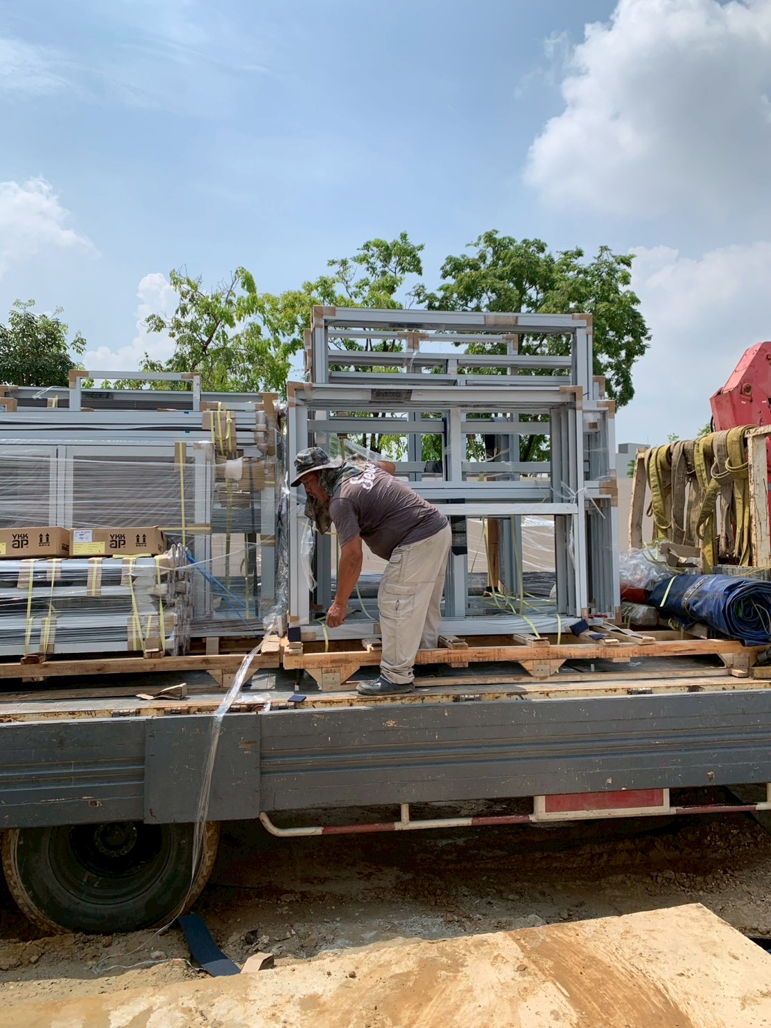 LINE_ALBUM_14.11.25 งานวัสดุ YKK AP House_3_251114_17