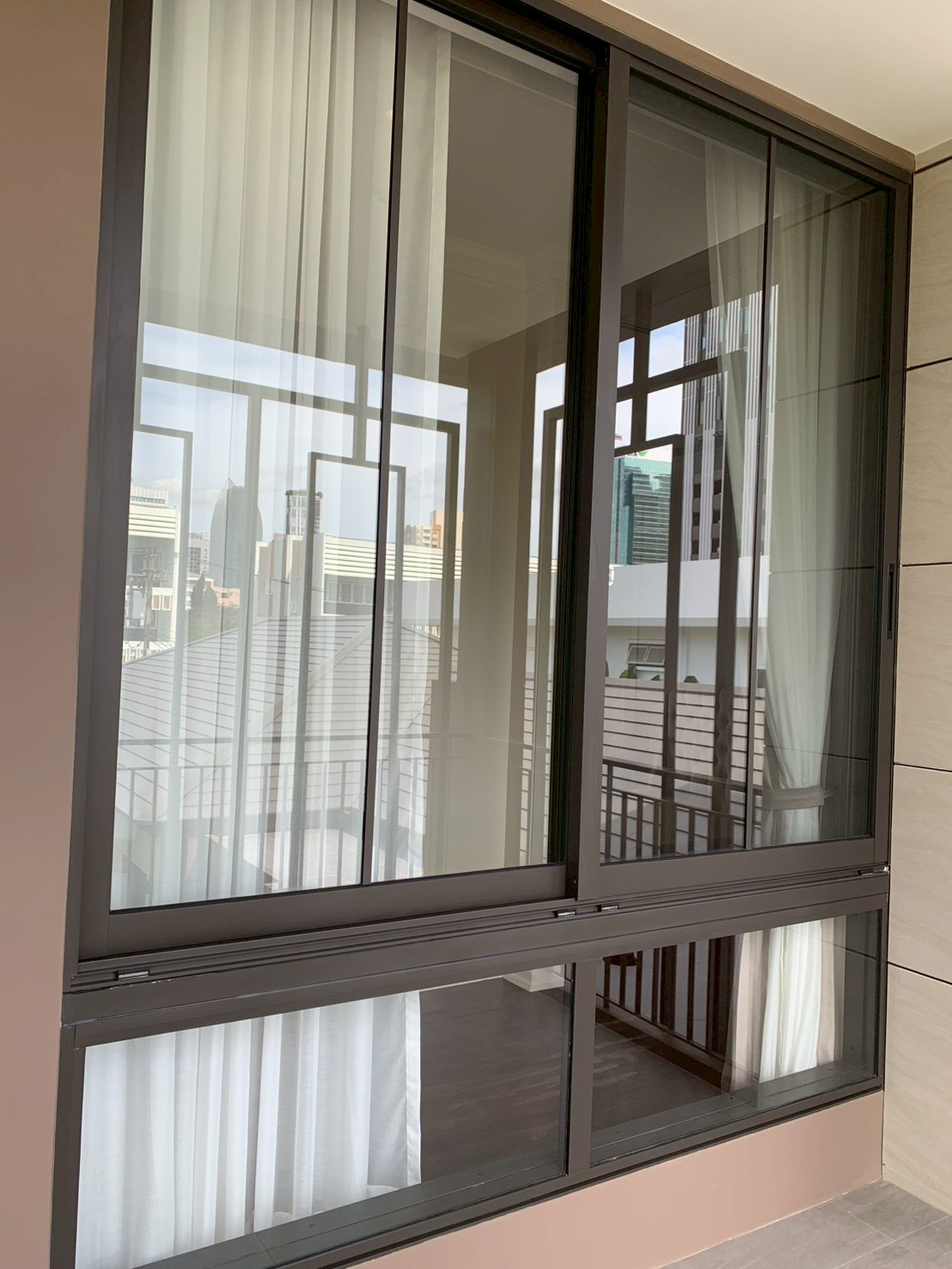 LINE_ALBUM_14.11.25 บ้าน Presidents งานประตูหน้าต่าง YKK AP_251114_14