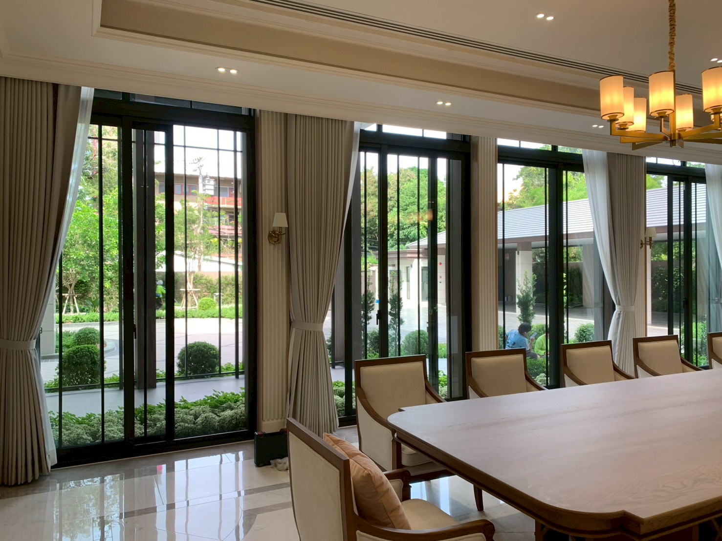 LINE_ALBUM_14.11.25 บ้าน Presidents งานประตูหน้าต่าง YKK AP_251114_19