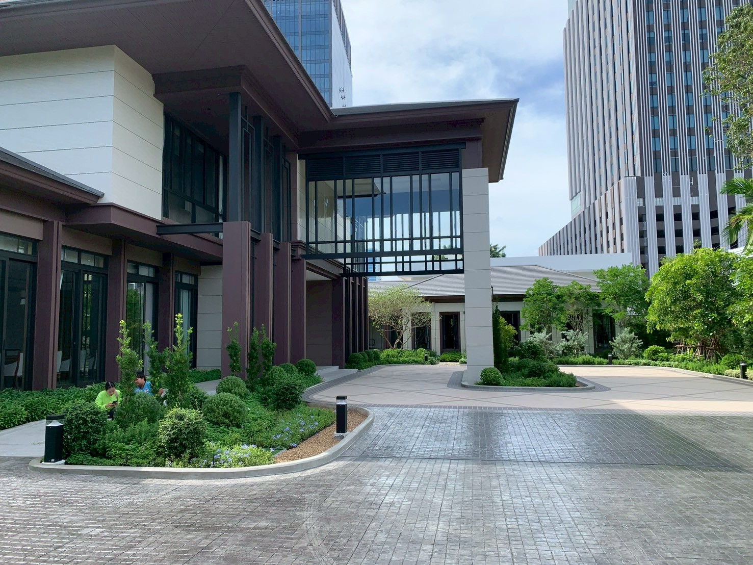 LINE_ALBUM_14.11.25 บ้าน Presidents งานประตูหน้าต่าง YKK AP_251114_30