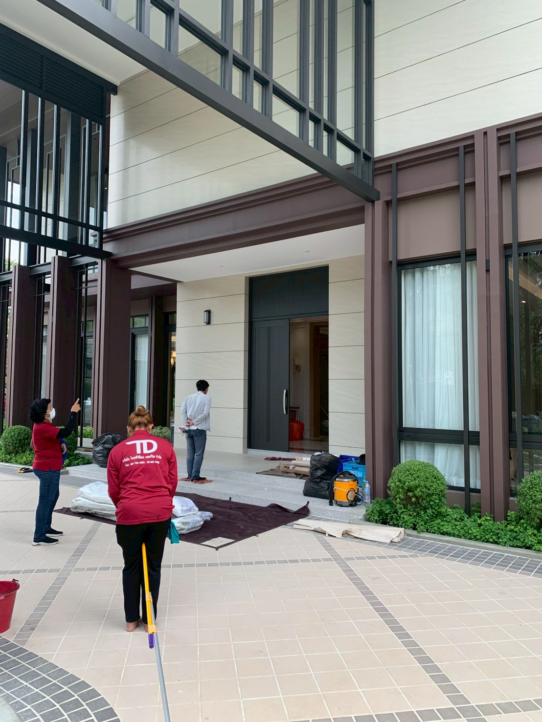 LINE_ALBUM_14.11.25 บ้าน Presidents งานประตูหน้าต่าง YKK AP_251114_45