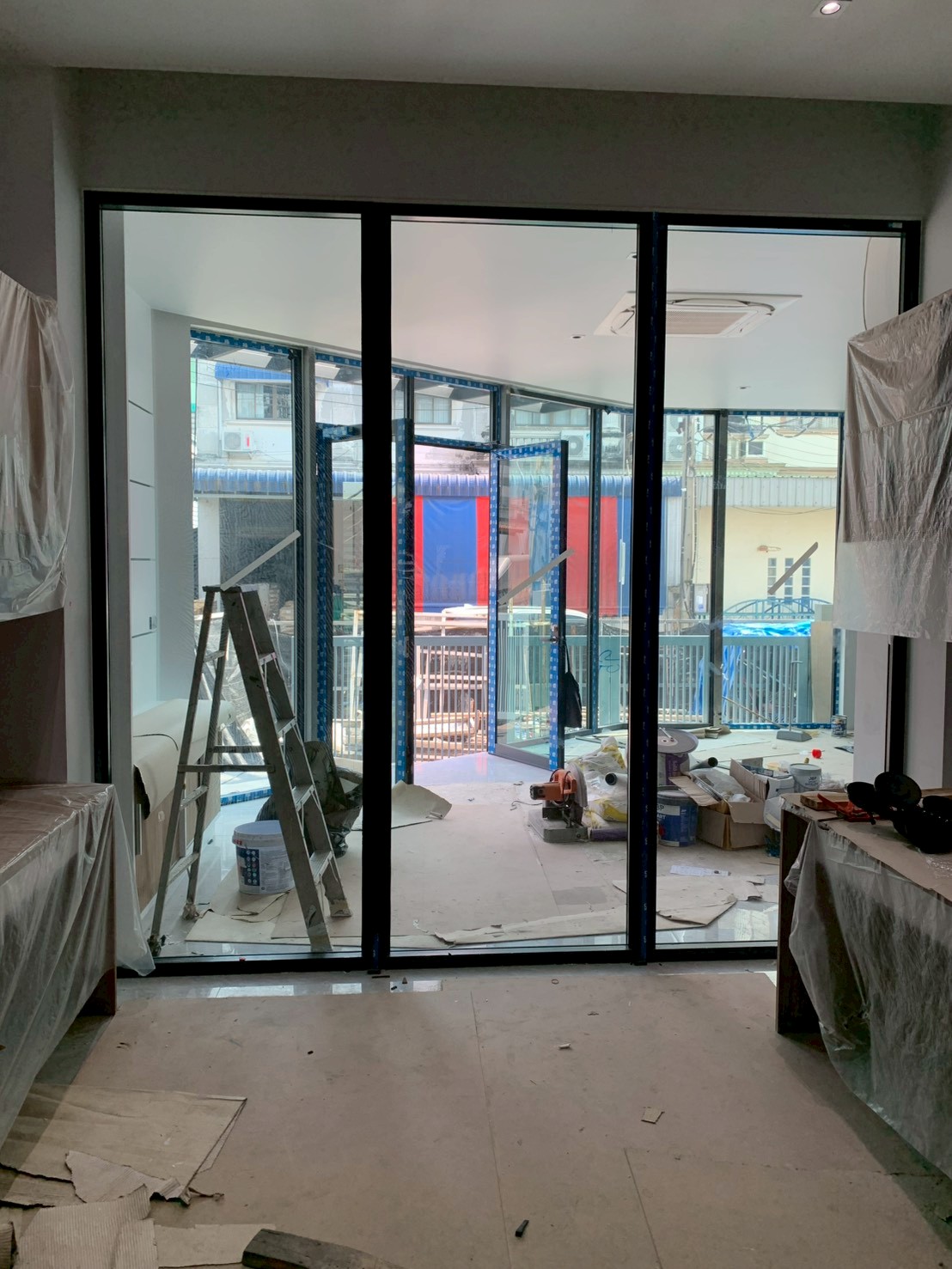 LINE_ALBUM_15.11_251115_9